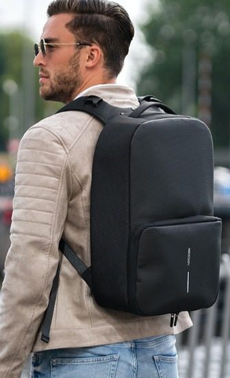 The Small Backpack - Organized Gym Bag