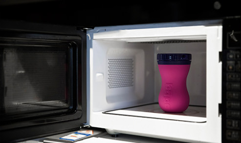 FlipBottle |Bapa| Dishwasher- and Microwave-safe silicone material FlipBottle |Bapa| Dishwasher- and Microwave-safe silicone material