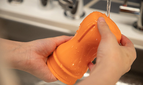 FlipBottle |Bapa| Flip the flexible bottle inside out for easy FlipBottle |Bapa| Flip the flexible bottle inside out for easy