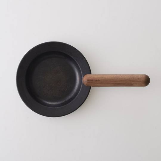 IO Frying Pan Jiu Small by Fujita Kinzoku - GreenerGrassDesign
